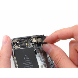 Замена задней камеры iPhone 5s