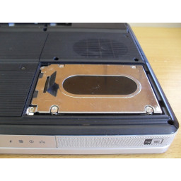 Compaq Presario v2000 Замена жесткого диска